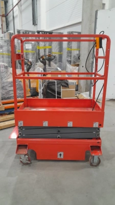 Подъемник ножничный передвижной аккумуляторный 240 кг, 3/5 м, 12/100 В/Ач TOR GTJY DC по ценам производителя в Казани с доставкой по всей России