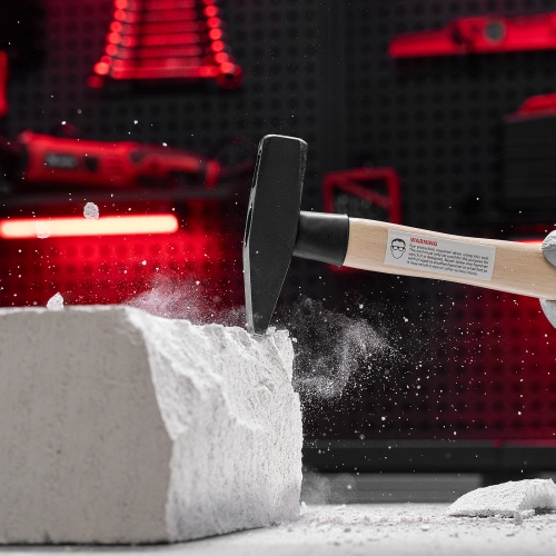 Молоток слесарный, 400 г, квадратный боек, деревянная рукоятка Matrix по ценам производителя в Казани с доставкой по всей России