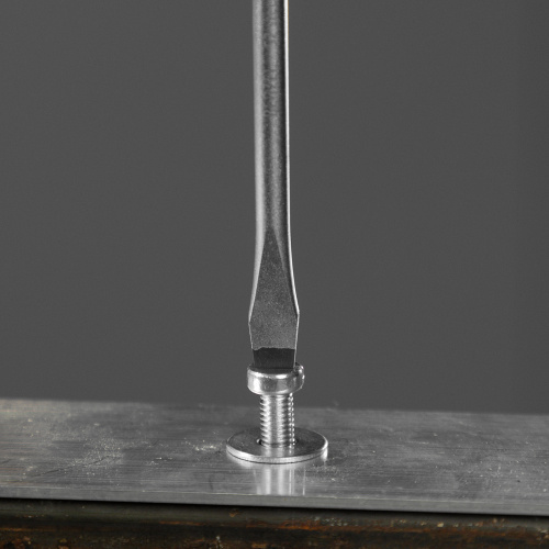 Отвертка, SL5x100 мм, S2, 3к рукоятка Denzel по ценам производителя в Казани с доставкой по всей России