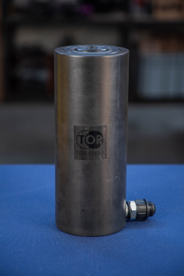 Домкрат гидравлический алюминиевый TOR ДГА30П150 30 т купить в Москве с доставкой по всей России | ProtosMarket.ru