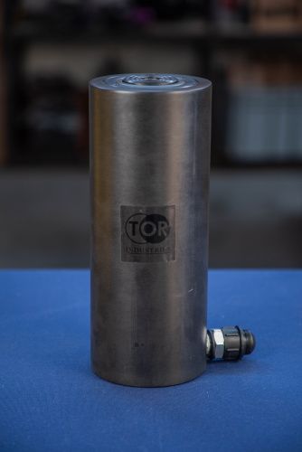 Домкрат гидравлический алюминиевый TOR ДГА30П150 30 т купить в Москве с доставкой по всей России | ProtosMarket.ru