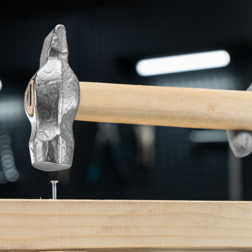 Молоток слесарный, 800 г, круглый боек, деревянная рукоятка купить в Москве с доставкой по всей России | ProtosMarket.ru