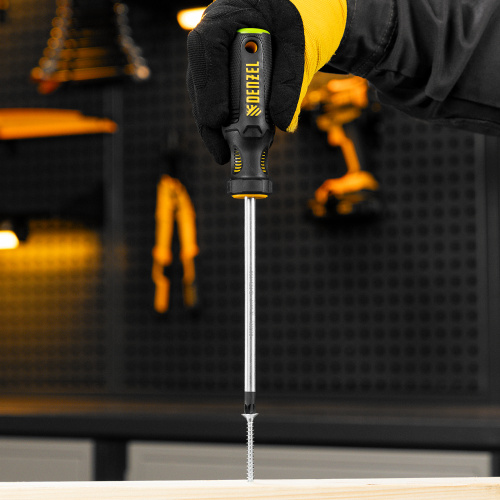 Отвертка, PZ3x150 мм, S2, 3к рукоятка Denzel по ценам производителя в Казани с доставкой по всей России