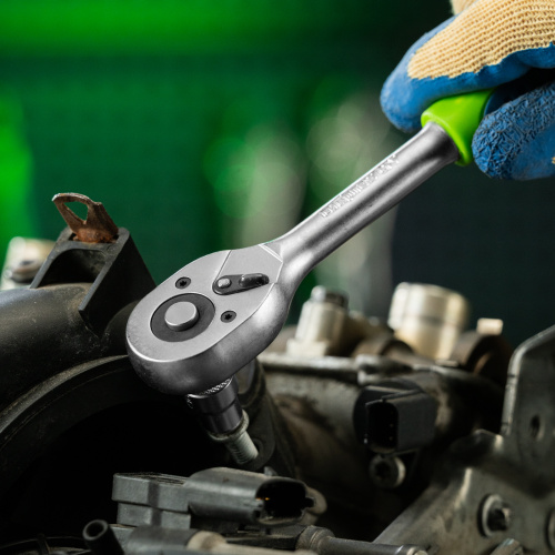 Ключ-трещотка 3/8", 45 зубьев, с быстрым сбросом, матовый хром Сибртех купить в Москве с доставкой по всей России | ProtosMarket.ru