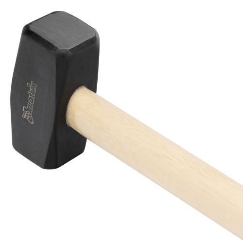 Кувалда, 4000 г, кованая головка, деревянная рукоятка 700мм Matrix купить в Москве с доставкой по всей России | ProtosMarket.ru