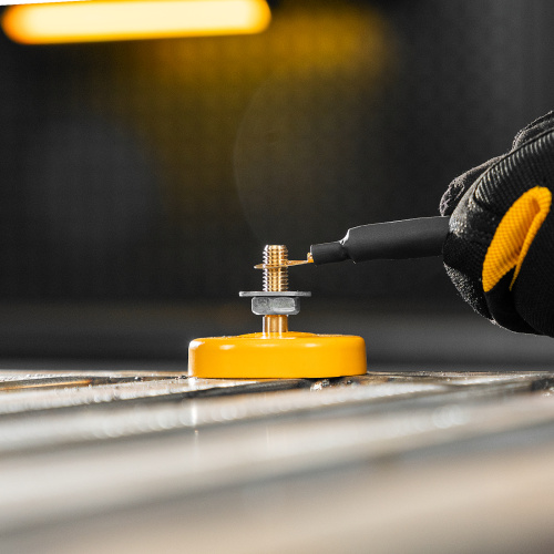 Клемма магнитная "масса" для сварочных работ Denzel по ценам производителя в Казани с доставкой по всей России