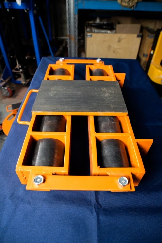 Роликовая платформа подкатная TOR 12000R-08SW 12 т по ценам производителя в Казани с доставкой по всей России