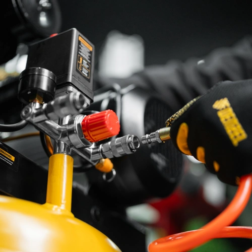 Компрессор воздушный BCV2200/100V, ременный привод , 2.3 кВт, 100 литров, 440 л/мин Denzel купить в Москве с доставкой по всей России | ProtosMarket.ru