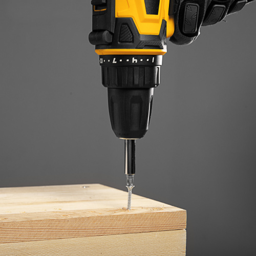 Дрель-шуруповерт сетевая SD-300-10 Denzel купить в Москве с доставкой по всей России | ProtosMarket.ru