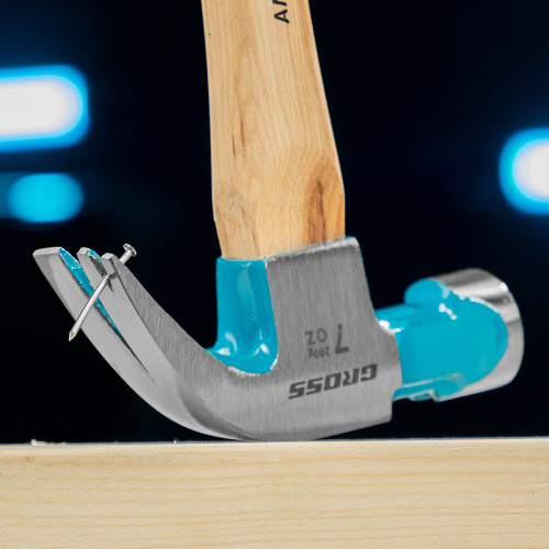 Молоток-гвоздодер, 200 г, угол 45, магнит, обрезиненная рукоятка American hickory GROSS купить в Москве с доставкой по всей России | ProtosMarket.ru