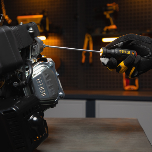 Отвертка PH1х150 мм, CrV, трехкомпонентная рукоятка Denzel по ценам производителя в Казани с доставкой по всей России