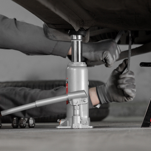 Домкрат гидравлический бутылочный, 6 т, h подъема 216-413 мм Matrix купить в Москве с доставкой по всей России | ProtosMarket.ru