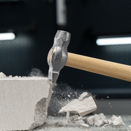 Молоток слесарный, 500 г, круглый боек, деревянная рукоятка по ценам производителя в Казани с доставкой по всей России