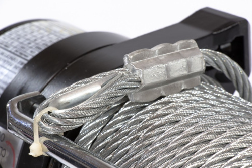 Лебедка автомобильная электрическая 4.5 т, 12 В Denzel по ценам производителя в Казани с доставкой по всей России