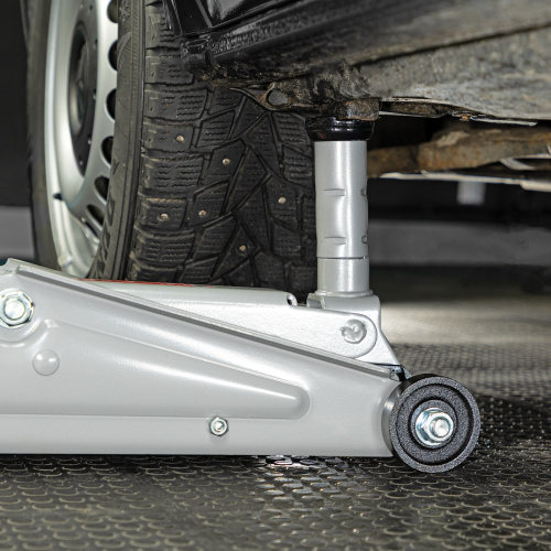 Домкрат гидравлический подкатной, 3 т, высота подъема 150-530 мм Matrix купить в Москве с доставкой по всей России | ProtosMarket.ru