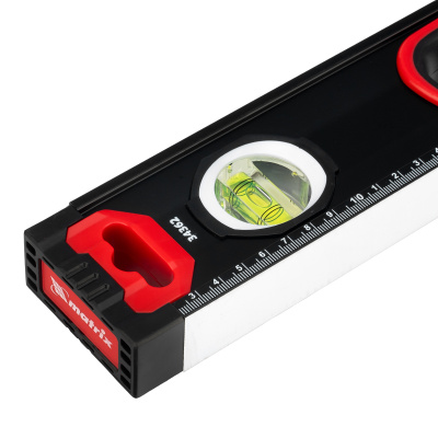 Уровень алюминиевый, усиленный, фрезерованный, 3 глазка, двухкомпонентные рукоятки, 800 мм Matrix купить в Москве с доставкой по всей России | ProtosMarket.ru