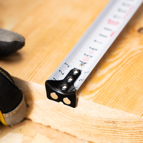 Рулетка 10м х 32мм, автоматич. фиксац., нейлон. покрытие, магнит. зацеп, двухстор. разметка Denzel купить в Москве с доставкой по всей России | ProtosMarket.ru