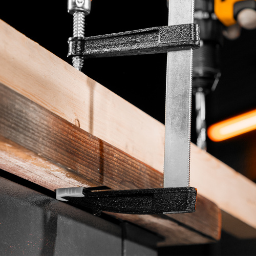 Струбцина F-образная, 300 х 120 мм Sparta купить в Москве с доставкой по всей России | ProtosMarket.ru