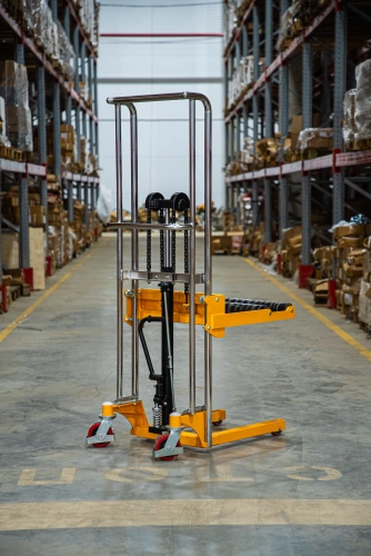 Штабелер гидравлический 0,4 т 1,5 м TOR PF4150R для рулонов купить в Москве с доставкой по всей России | ProtosMarket.ru