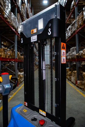 Штабелер самоходный 1,5 т 3,0 м TOR WS15H-3000SC PRO Li-ion 24/60 В/Ач контр. скорости подъема купить в Москве с доставкой по всей России | ProtosMarket.ru