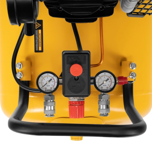 Компрессор воздушный BCV2200/100, ременный привод, 2.2 кВт, 100 литров, 370 л/мин Denzel по ценам производителя в Казани с доставкой по всей России