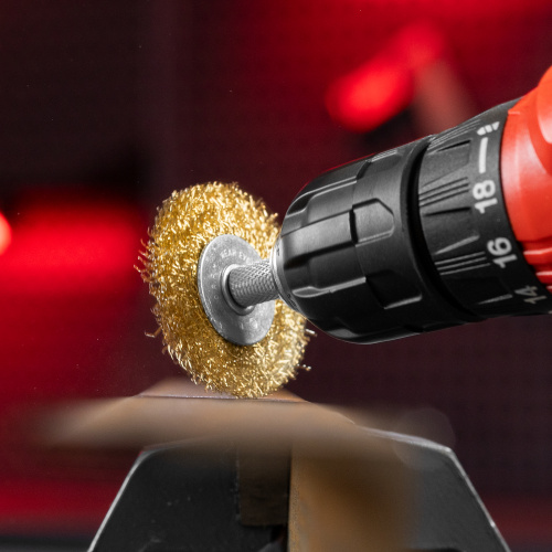 Набор щеток для дрели, 5 шт, 5 плоских 25-38-50-63-75 мм, со шпильками, металлические Matrix по ценам производителя в Казани с доставкой по всей России