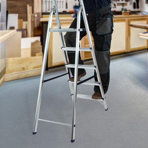 Стремянка усиленная, 5 ступеней, алюминиевая, MTX по ценам производителя в Казани с доставкой по всей России