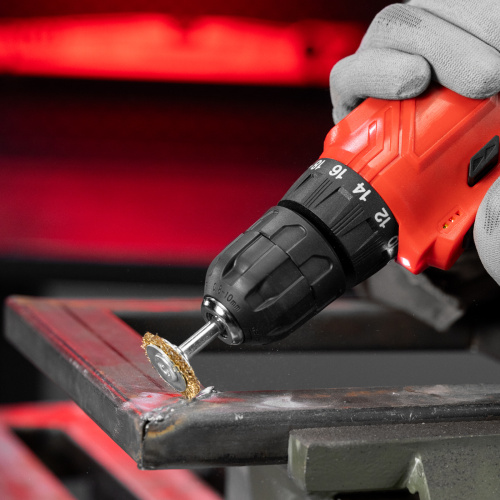 Щетка для дрели, 30 мм, плоская со шпилькой, латунированная витая проволока Matrix по ценам производителя в Казани с доставкой по всей России