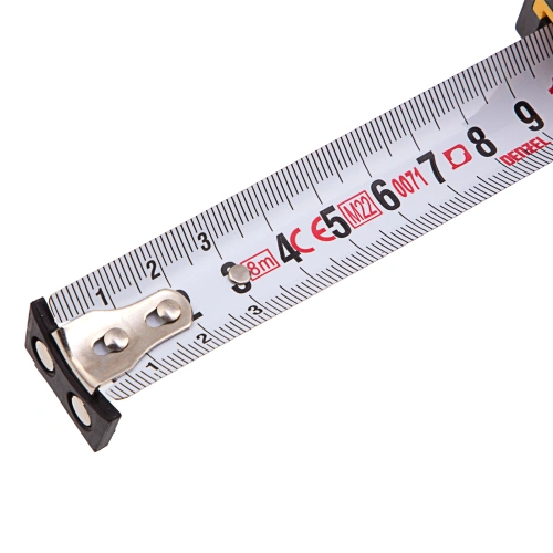 Рулетка 8м х 25мм, двухкомп. корпус, магнитный обрезиненный зацеп Denzel по ценам производителя в Казани с доставкой по всей России