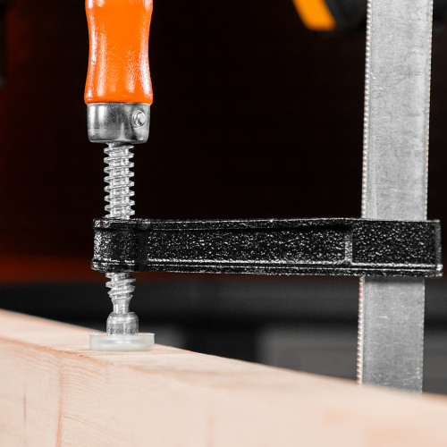 Струбцина F-образная, 300 х 120 мм Sparta купить в Москве с доставкой по всей России | ProtosMarket.ru