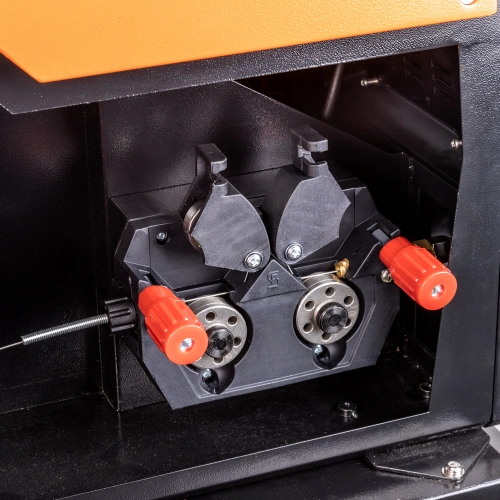 Аппарат для ручной лазерной сварки, резки и очистки FOXWELD LASER 1500-4-МТ AIR купить в Москве с доставкой по всей России | ProtosMarket.ru