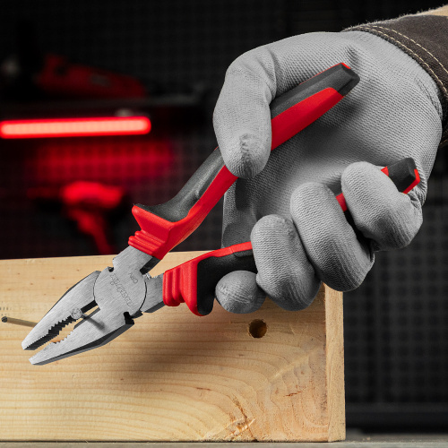 Плоскогубцы комбинированные, 200 мм, хром-ванадий, двухкомпонентные рукоятки Matrix купить в Москве с доставкой по всей России | ProtosMarket.ru