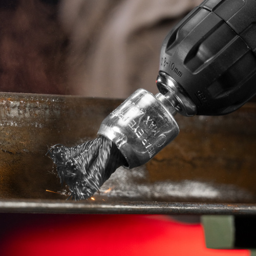 Щетка для дрели, 25 мм, "чашка" со шпилькой, крученая металлическая проволока Matrix по ценам производителя в Казани с доставкой по всей России