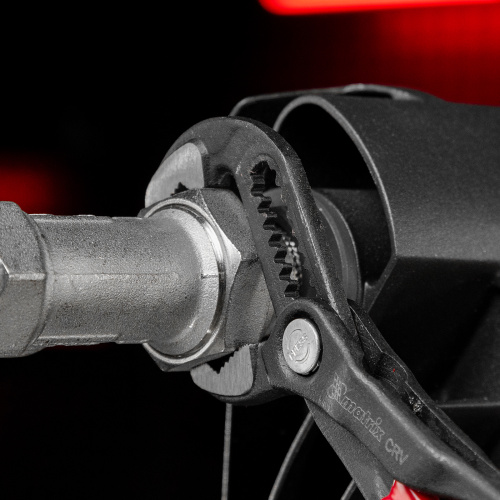 Клещи переставные 180 мм, кнопочный механизм, хром-ванадий, обливные рукоятки Matrix купить в Москве с доставкой по всей России | ProtosMarket.ru