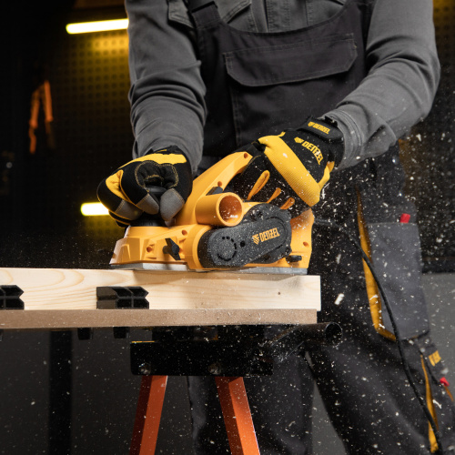 Рубанок электрический EP-82, 720 Вт, 82 мм Denzel купить в Москве с доставкой по всей России | ProtosMarket.ru