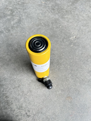 Домкрат гидравлический грузовой TOR ДУ10П150 10 т односторонний купить в Москве с доставкой по всей России | ProtosMarket.ru