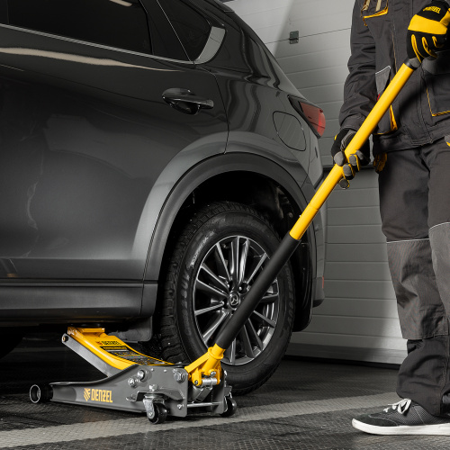 Домкрат гидравлический подкатной, 3 т, 75-500 мм, быстрый подъем, низкий подхват, проф. Denzel по ценам производителя в Казани с доставкой по всей России