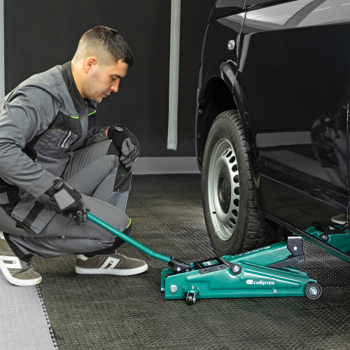 Домкрат гидравлический подкатной, 3 т, 135-400 мм Сибртех по ценам производителя в Казани с доставкой по всей России