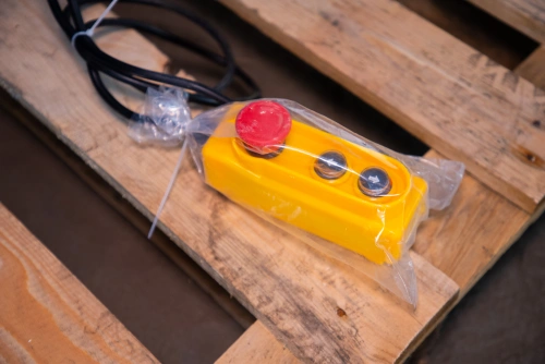 Лебедка электрическая 1000кг  70м с канатом 380В TOR KCD по ценам производителя в Казани с доставкой по всей России