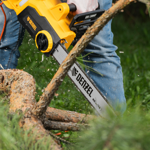 Пила цепная электрическая EDS-2000P, 2 кВт,поперечная, шина 40 см, шаг 3/8, паз 1.3 мм, 57 звеньев Denzel купить в Москве с доставкой по всей России | ProtosMarket.ru