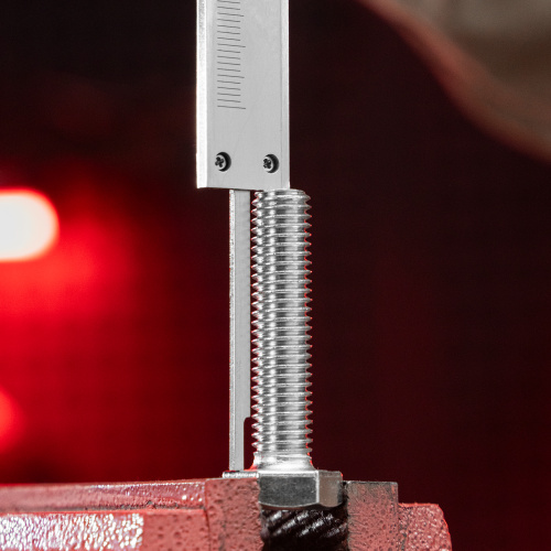 Штангенциркуль, 150 мм, цена деления 0.02 мм, металлический, с глубиномером Matrix купить в Москве с доставкой по всей России | ProtosMarket.ru