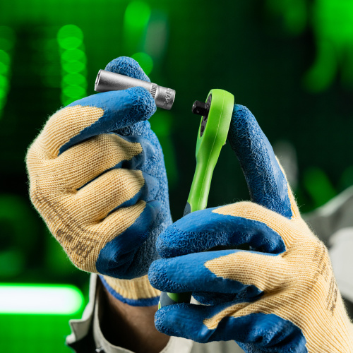 Ключ-трещотка 1/4", CrV, 72 зуба, с быстрым сбросом Сибртех купить в Москве с доставкой по всей России | ProtosMarket.ru