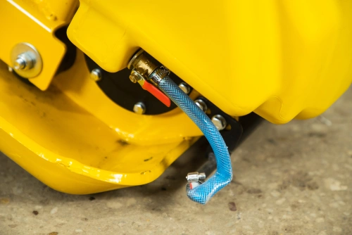 Виброплита 85 кг, 13кН (Honda) бак, коврик, колесный комплект TOR T-80 по ценам производителя в Казани с доставкой по всей России