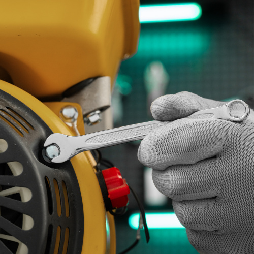 Ключ комбинированный, 8 мм, CrV, антислип Stels по ценам производителя в Казани с доставкой по всей России