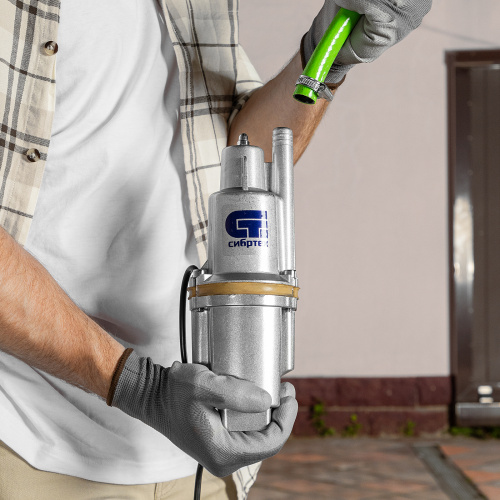 Вибрационный насос СВН300-15, верхний забор, 300 Вт, напор 75 м, 1200 л/ч, кабель 15 м Сибртех купить в Москве с доставкой по всей России | ProtosMarket.ru