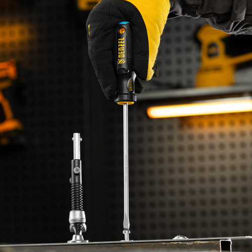 Отвертка, SL5x150 мм, S2, 3к рукоятка Denzel по ценам производителя в Казани с доставкой по всей России