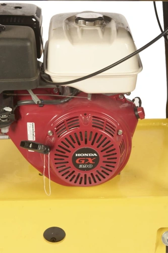 Виброплита реверсивная 235 кг, 30кН (Honda) TOR C-330 купить в Москве с доставкой по всей России | ProtosMarket.ru