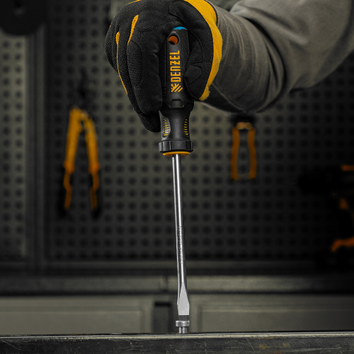 Отвертка SL8x150 мм, CrV, трехкомпонентная рукоятка Denzel по ценам производителя в Казани с доставкой по всей России