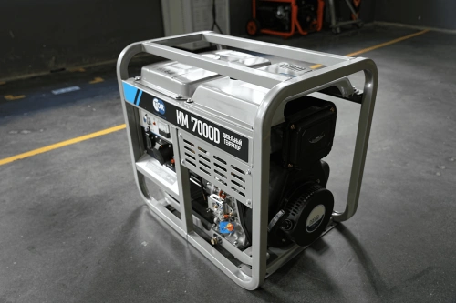 Генератор дизельный 7,0 кВт 220В с электростартером и колесами TOR KM7000D по ценам производителя в Казани с доставкой по всей России