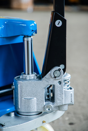 Тележка гидравлическая 2500 кг 1150 мм нейлоновые колеса TOR RHP купить в Москве с доставкой по всей России | ProtosMarket.ru